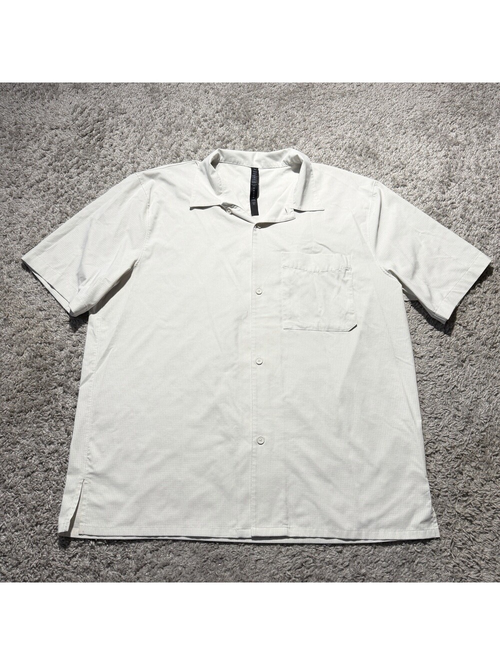 Lululemon Airing Easy Camp Collar Button Up Short Sleeve Shirt Bone Men’s XL